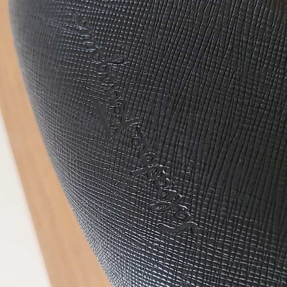 Salvatore Ferragamo Glasses Case - Picture 3 of 7